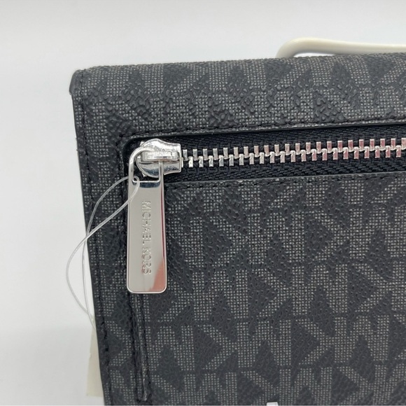 Michael Kors Large Trifold Wallet Black Signature - Picture 7 of 8